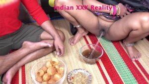 Indian XXX Panipuri step family fuck mootana